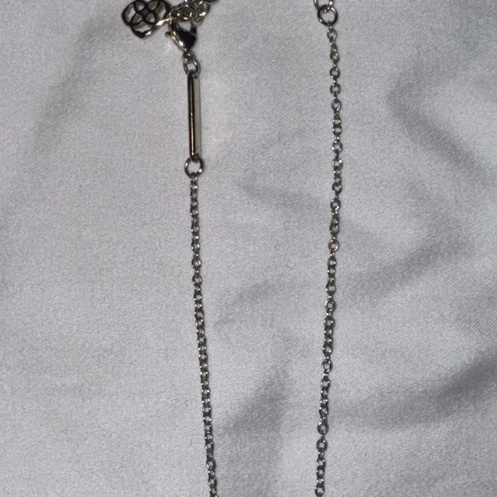 Kendra Scott Gold Necklace with Yellow Pendant - Picture 3 of 3